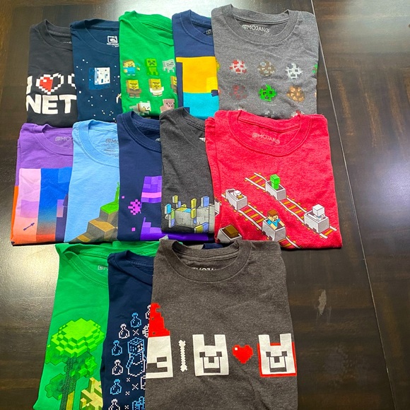 RARE Kids Minecraft T-shirt Bundle 13 pieces Mine Chest Exclusive Size YS/S - Picture 1 of 16